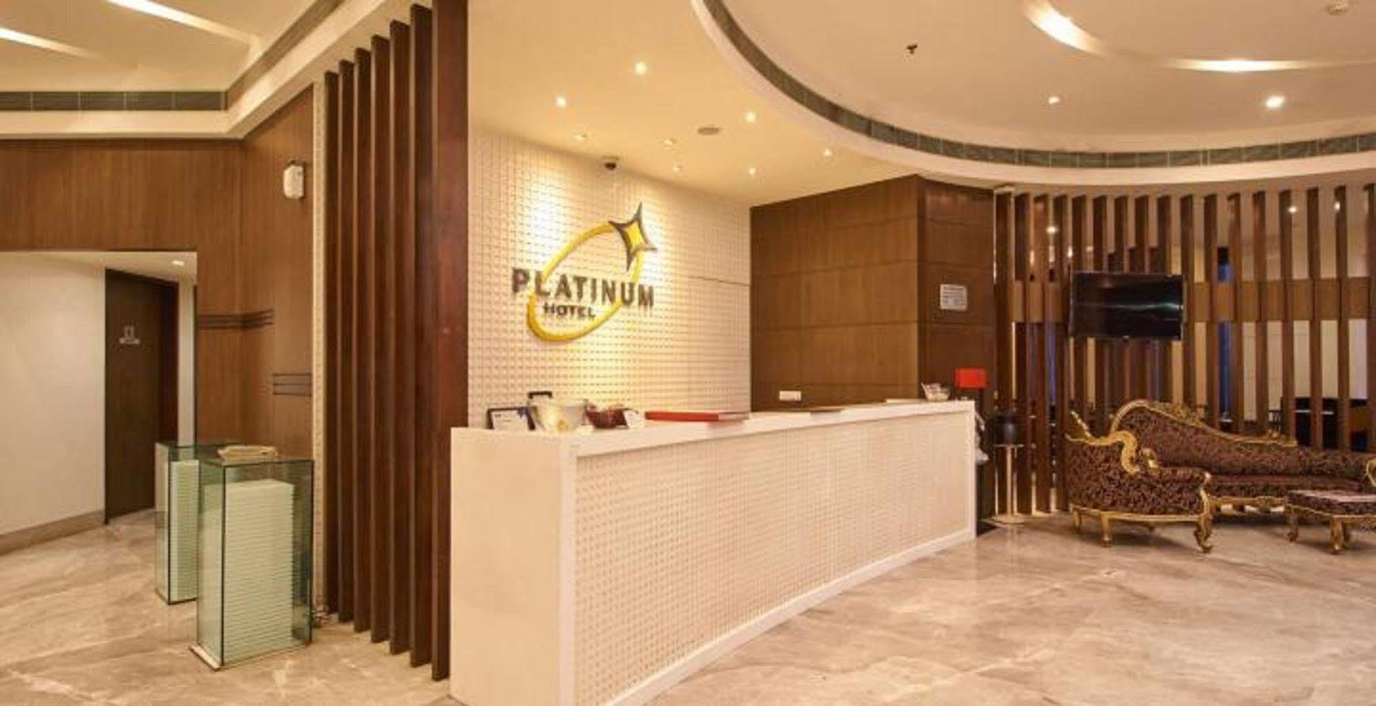 Hotel Platinum Radźkot Zewnętrze zdjęcie