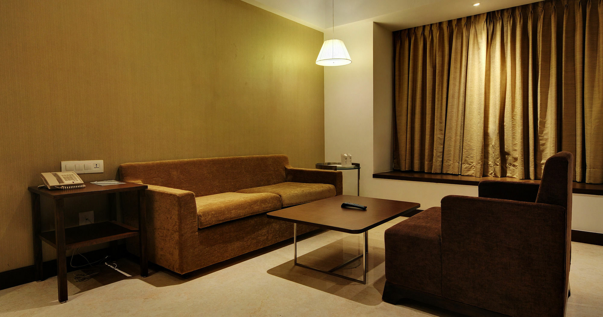 Hotel Platinum Radźkot Zewnętrze zdjęcie