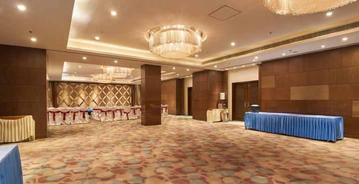 Hotel Platinum Radźkot Zewnętrze zdjęcie